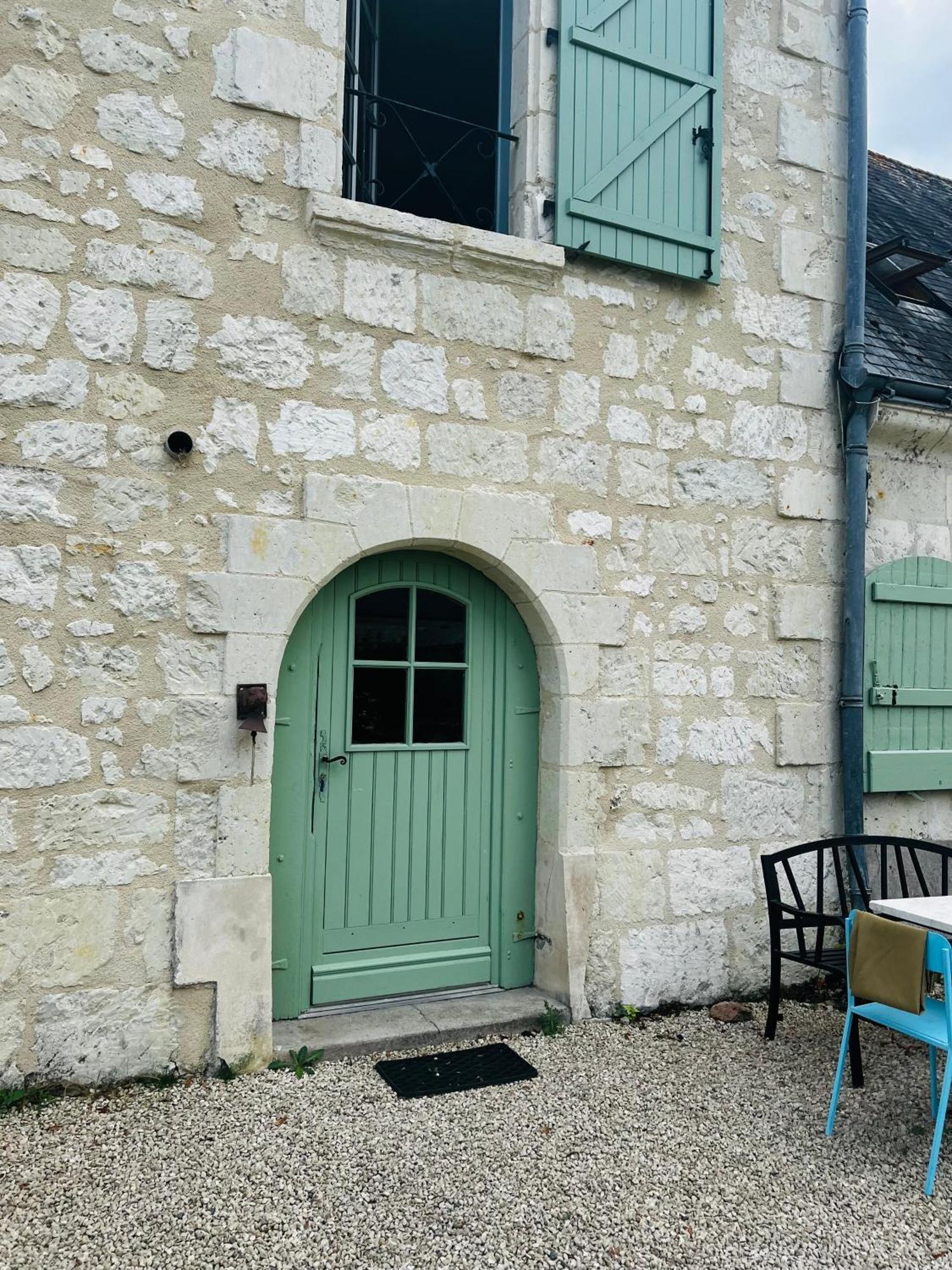 Chateau De La Thibaudiere Bois Savary - Chambre Familiale Du Roi Allonnes  Exteriér fotografie